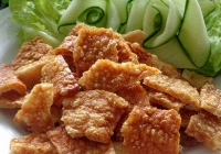 Món ngon mỗi ngày: Cách làm da heo chiên giòn không cần phơi nắng
