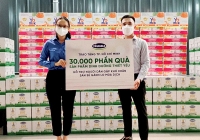 San sẻ khó khăn với cộng đồng, một trong ba mục tiêu của Vinamilk trong mùa dịch