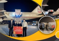 1 triệu liều vaccine COVID-19 Hayat-Vax về tới sân bay Quốc tế Nội Bài