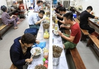 Dịch vụ ăn uống tại TP.HCM được kiến nghị mở cửa phục vụ khách tại chỗ