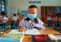 Bí thư TPHCM nói lý do chưa cho học sinh lớp 1 học trực tiếp từ 13/12