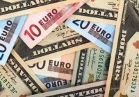 Đồng USD tăng nhẹ trước cuộc họp của các ngân hàng trung ương 