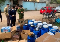 Thái Nguyên dùng 7 xe tải cỡ lớn để vận chuyển hàng mỹ phẩm, thực phẩm chức năng có dấu hiệu vi phạm 