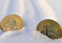Các nhà đầu tư lo sợ ‘mùa đông tiền điện tử’ đang đến khi Bitcoin giảm 50% so với mức cao kỷ lục 