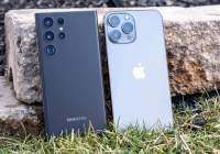 Galaxy S22 Ultra đọ độ bền cùng iPhone 13 Pro Max