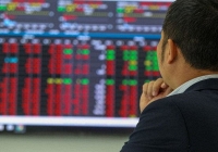 Áp lực bán cao, VN-Index quay đầu giảm trong phiên 5/4