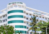Bé gái 10 tuổi chết đuối thương tâm tại bể bơi khách sạn Thái Bình Dương