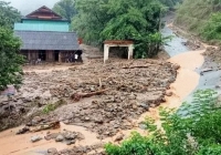 Lũ quét gây ngập lụt ở thị trấn Mường Xén, Nghệ An