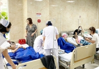 Dấu hiệu nhận biết ngộ độc thức ăn và cách sơ cứu