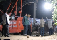 Vụ bé trai lọt trụ sâu 35m: Vẫn chưa tiếp cận được nạn nhân