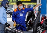 Bộ Công thương đề xuất Bộ Tài chính điều hành giá xăng dầu