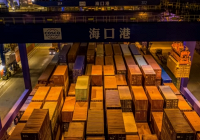 Container chất đống taị cảng Trung Quốc khi đơn đặt hàng ở nước ngoài tiếp tục giảm