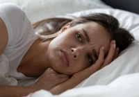 Chuyên gia bật mí cách vượt qua thời kỳ mãn kinh