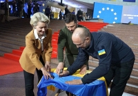 EU đã hỗ trợ gì cho Ukraina sau hơn một năm chiến tranh?