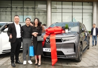 VinFast chính thức bàn giao lô VF9 đầu tiên cho khách hàng