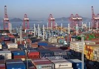 Thế giới đang đóng băng trước nguy cơ khủng hoảng