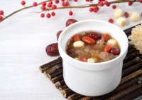 Tuyết yến - món ăn đầy bổ dưỡng được ví như 'tổ yến thực vật' nhưng cần lưu ý khi sử dụng với mẹ bầu