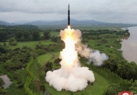 Triều Tiên bắn nhiều tên lửa hành trình ra biển khi căng thẳng gia tăng