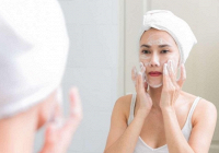 Có nên rửa mặt nhiều lần trong ngày?