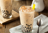 Doanh nhân Trung Quốc trở thành tỷ phú nhờ bán trà sữa giá rẻ