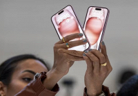 Apple lùi thời gian giao hàng iPhone 15 Pro Max sang tháng 11 do nhu cầu tăng cao