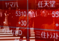 Chứng khoán châu Á đón nhận vận may từ ngân hàng trung ương