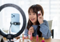 Trẻ em trên TikTok - vũ khí bí mật mới của ngành chăm sóc da?