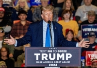 Bang thứ hai của Mỹ loại ông Trump khỏi phiếu bầu sơ bộ