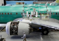 Boeing đối mặt hàng loạt câu hỏi về an toàn bay sau sự cố mới