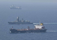 Hải quân Ấn Độ triển khai hơn 10 tàu chiến để bảo vệ vận tải thương mại