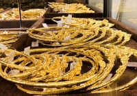 Giá vàng hôm nay 7/3: Thế giới tiếp tục lập kỷ lục mới