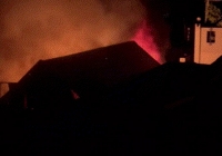 Cháy căn nhà chứa hàng lúc rạng sáng ở TP.HCM