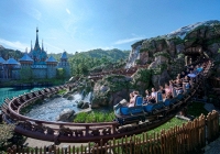 Disney chi hàng chục tỷ USD để duy trì 'cỗ máy hái tiền' của mình