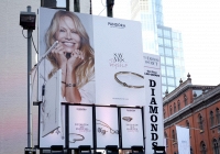 Pandora bùng nổ doanh số nhờ kim cương nhân tạo