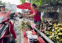 Nhộn nhịp mua sắm dịp Tết Đoan Ngọ