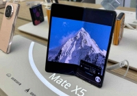 Huawei vượt Samsung trở thành nhà sản xuất điện thoại màn hình gập hàng đầu thế giới