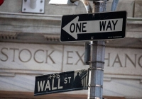 Phố Wall tăng điểm khi người Mỹ đi bỏ phiếu bầu cử Tổng thống