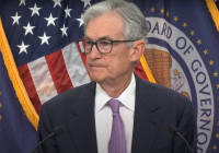 Chủ tịch Fed tuyên bố sẽ không từ chức nếu Trump yêu cầu