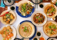 Sau một bữa cơm với mẹ bạn trai ở nhà hàng, cô gái vội vàng chia tay vì hành động khó tin của bà