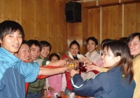 20 năm sau khi tốt nghiệp, tôi tham dự họp lớp và nhận ra 5 quy tắc ảnh hưởng đến thành công: Điều thứ 4 rất cần cho con bạn