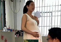 Lén chụp ảnh giáo viên rồi đăng lên MXH, phụ huynh vô tình khiến cô giáo bị phạt nặng, ai nghe xong cũng nhận xét: Thật quá đáng!