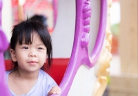 Trẻ có 3 dấu hiệu này chứng tỏ cha mẹ có tính cách, thái độ sống cực kì đáng học hỏi