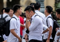 Phụ huynh Hà Nội buồn bã vì con thi lớp 10 được... 43,5 điểm, nghe lý do ai cũng phải cảm thán: Chuyện thi cử, không thể nói trước được!