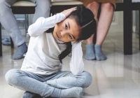 Giáo viên lâu năm tiết lộ: Đây là 7 câu nói của cha mẹ làm tổn thương con cái nhất, nhiều học sinh đã rơi vào tuyệt vọng