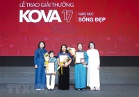 Cô giáo khuyết tật được vinh danh trong Lễ trao giải thưởng Kova lần thứ 17