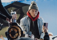 Sơn Tùng đang từ #1 bất ngờ văng khỏi Top Trending một cách khó hiểu, bỗng nhiên lập thêm 1 kỉ lục mới?