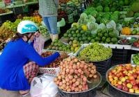 Thị trường đồ cúng tết Đoan Ngọ mùng 5/5: Trái cây, hoa tươi rục rịch tăng giá