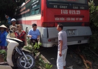 Xe khách mất lái gây tai nạn liên hoàn ở Quảng Ninh, 2 người tử vong