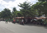 Hàng trăm tài xế Grab Bike lại phản đối chính sách thu thuế cá nhân của Grab