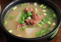 Món ngon mỗi ngày: Cách nấu canh sườn bò Hàn Quốc đậm đà